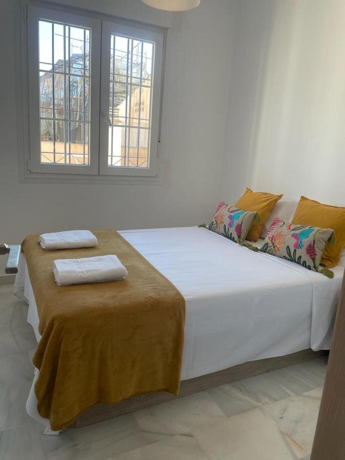 Atico Moderno Con Terraza Privada En Malaga Centro Exterior photo